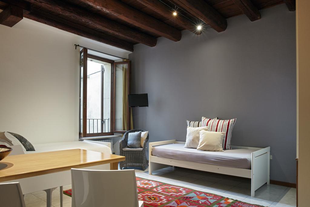 L'Ospite Appartamenti Verona Eksteriør billede